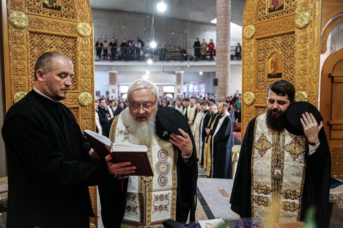 Pelerinaj al tinerilor de la Iclod la Mănăstirea Nicula 249025