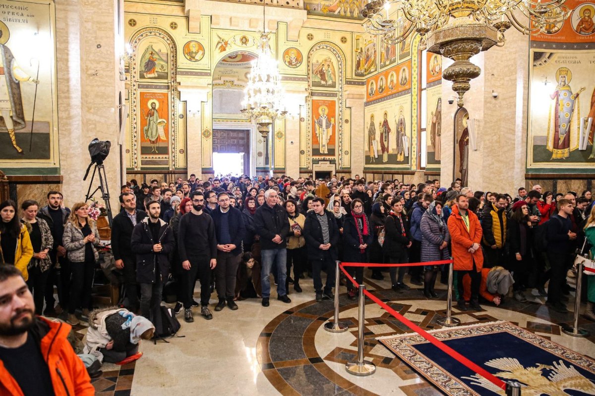 Pelerinaj al tinerilor de la Iclod la Mănăstirea Nicula 249028