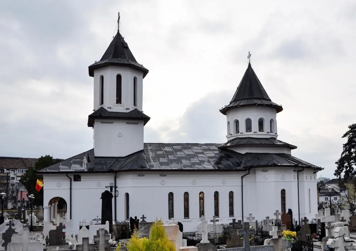 Slujiri arhiereşti în Hunedoara în Duminica Sfintei Cuvioase Maria Egipteanca 249230