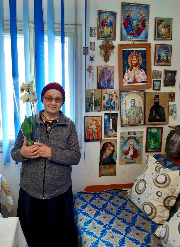 Chipuri de creștine jertfelnice pentru cântarea bisericească din Bărăgan 249275