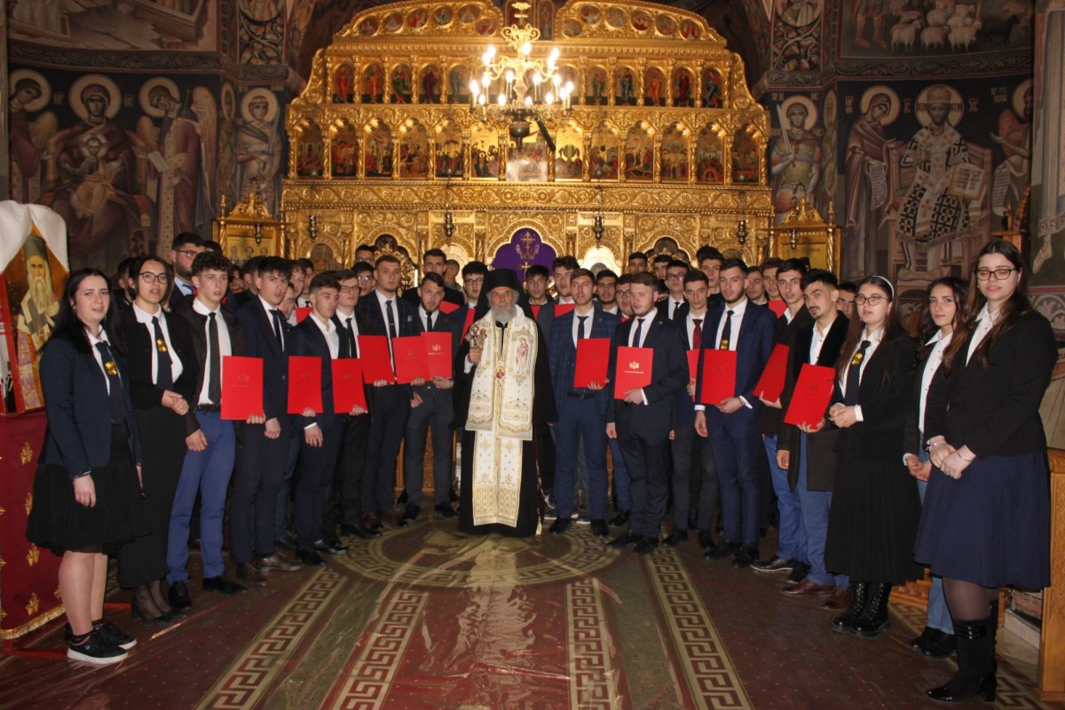 Filantropie și misiune la Dunărea de Jos 249528