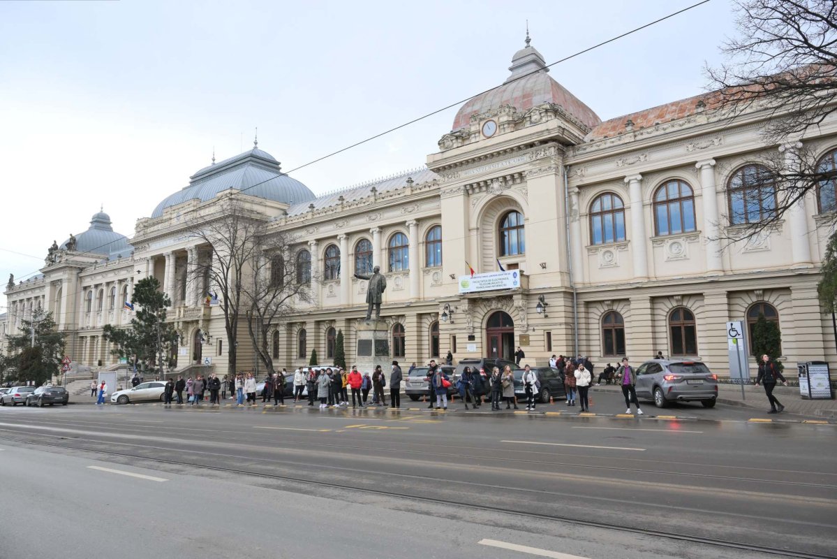 Preînscrieri online la UAIC 249512