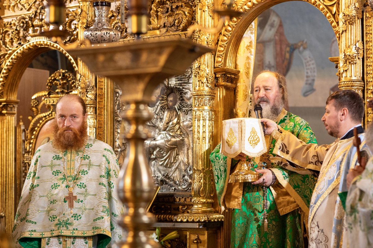 Sărbătorirea Sfântului Calinic la Mănăstirea Cernica 249740