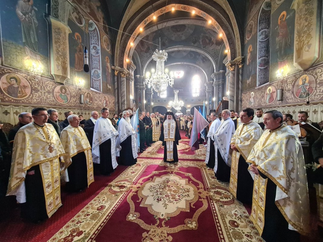 Hramul Bisericii „Intrarea Domnului în Ierusalim” din Florești, judeţul Cluj 249800