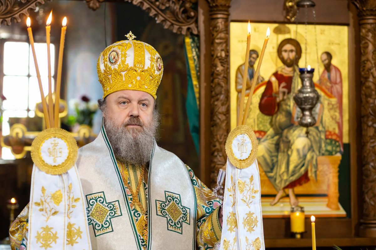 Pelerinaj și slujire arhierească în orașul Ploiești 249840