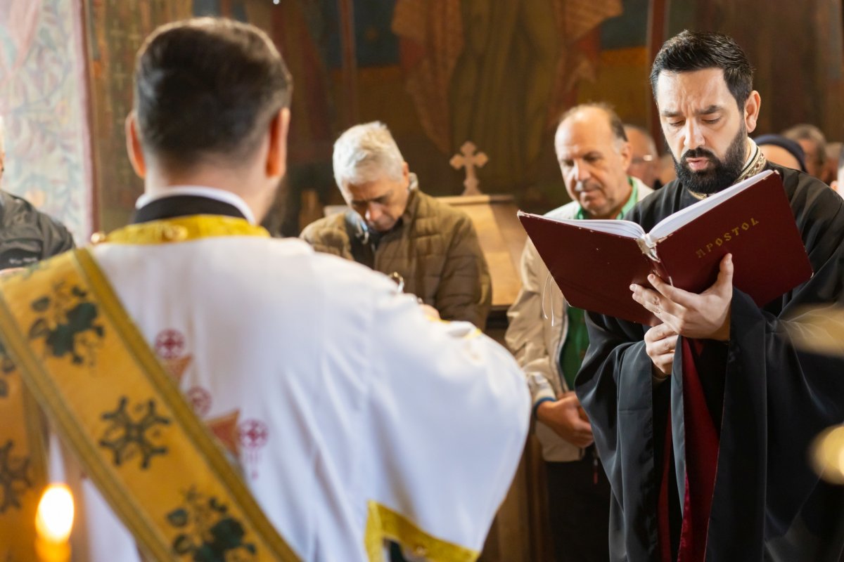 Pelerinaj și slujire arhierească în orașul Ploiești 249843