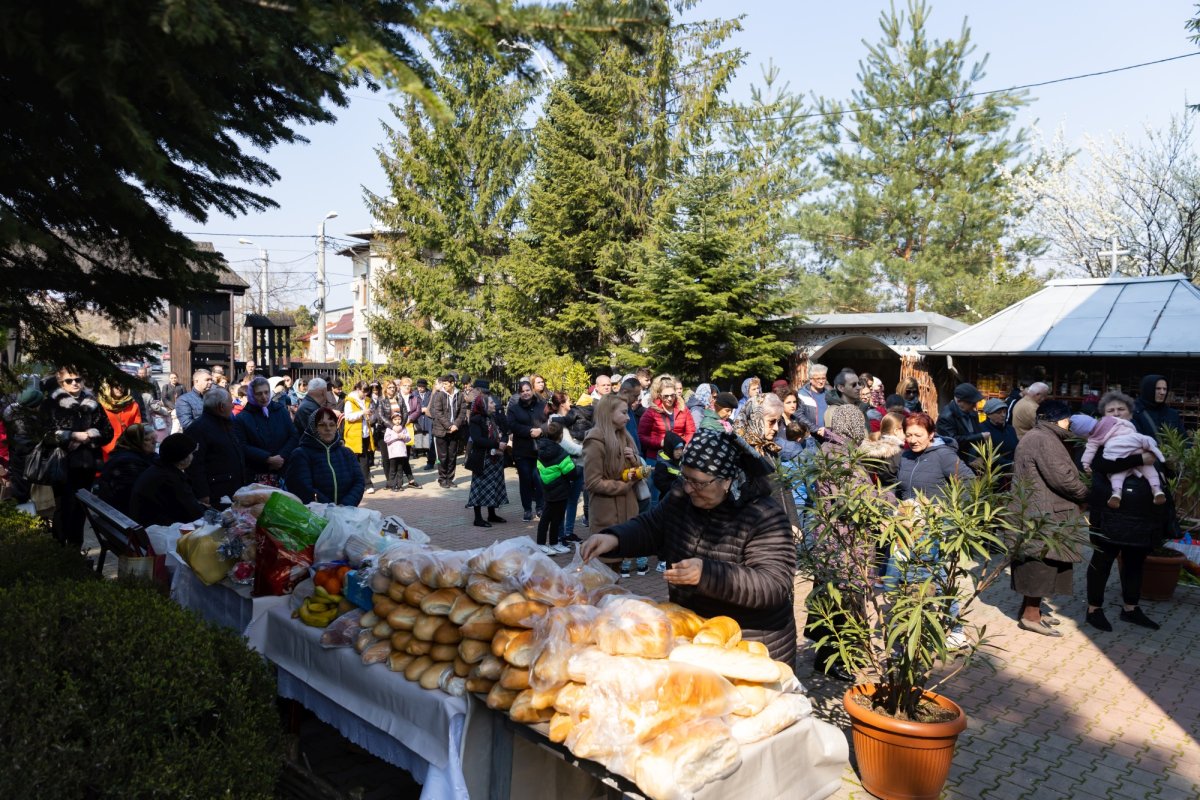 Pelerinaj și slujire arhierească în orașul Ploiești 249851
