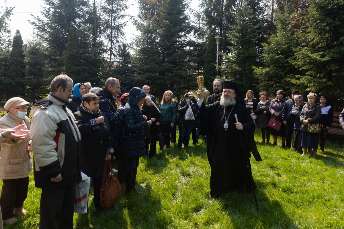 Pelerinaj și slujire arhierească în orașul Ploiești 249858