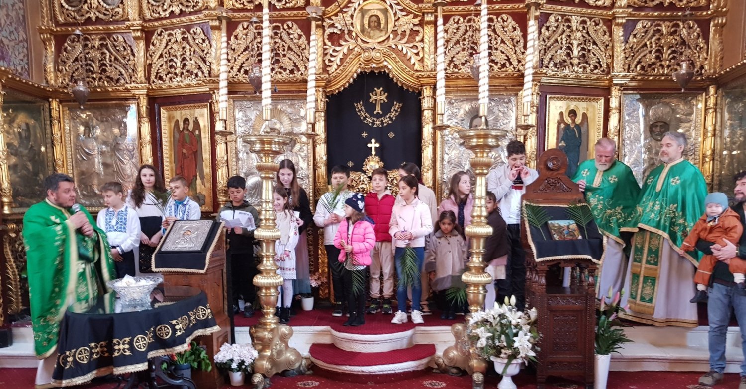 Serbare a copiilor de Florii într‑o parohie din Capitală 249877