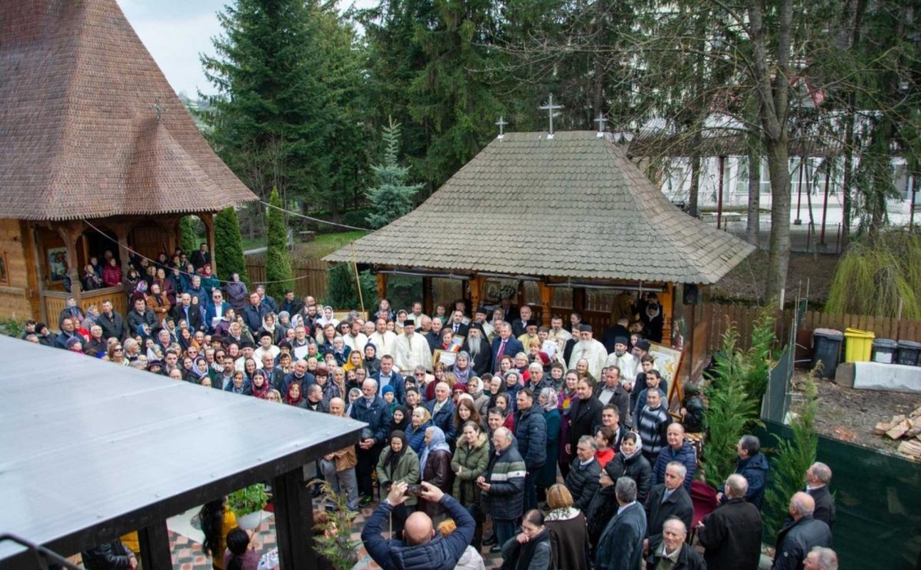 Sfințirea Centrului de zi pentru persoane vârstnice din Bălțătești, Neamț 249782