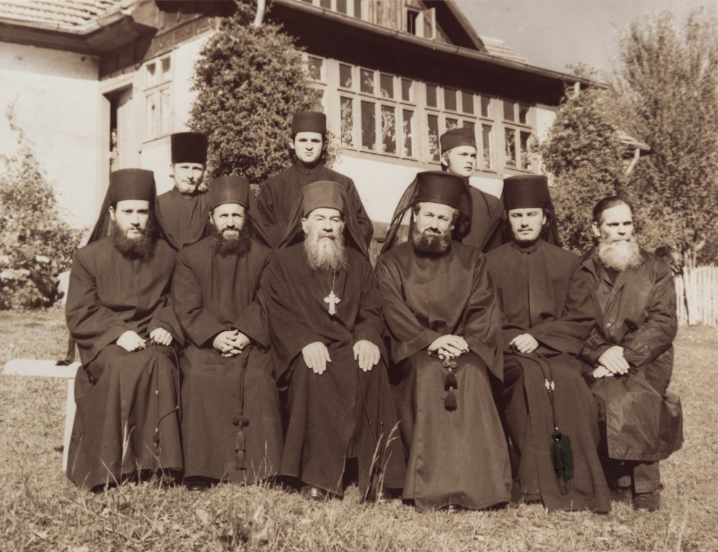 Părintele arhimandrit Nicodim Dimulescu - amintiri despre părintele stareț care m‑a tuns monah 250151