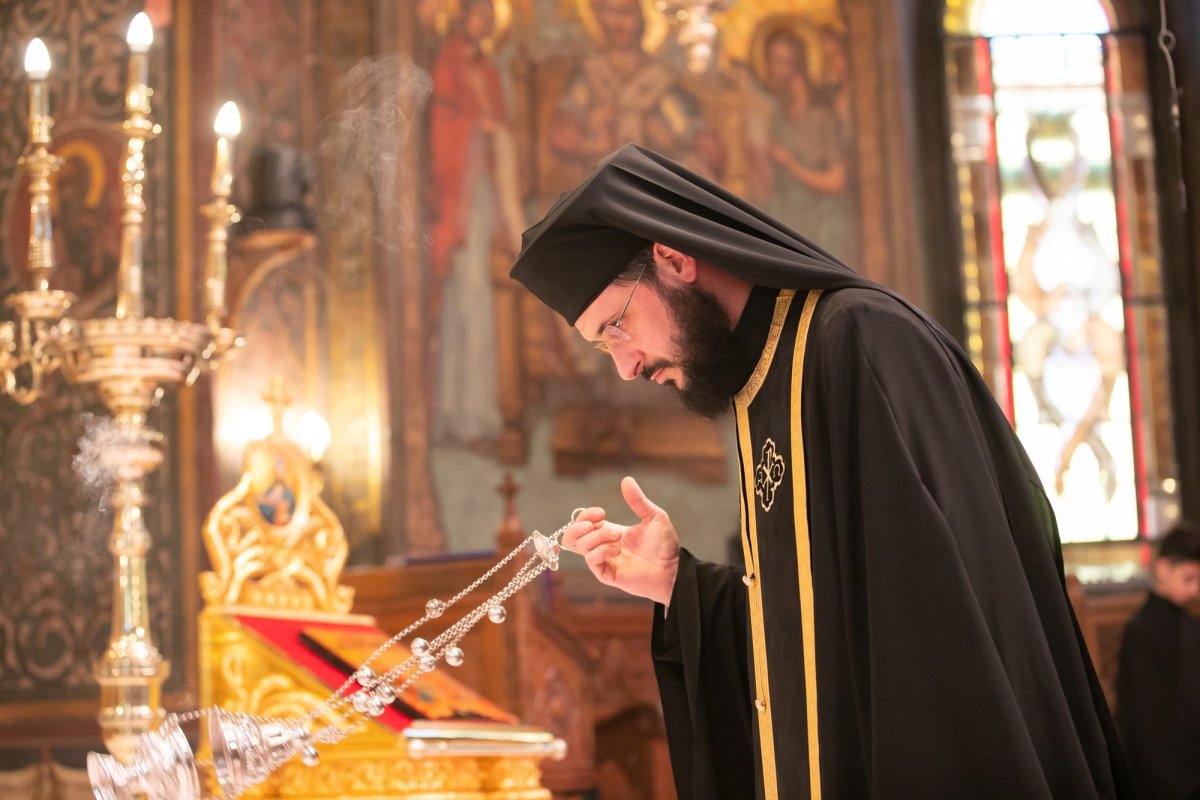 „Denia celor 12 Evanghelii” la Catedrala Patriarhală 250341