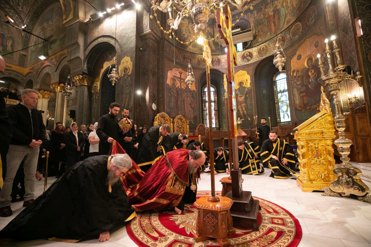 „Denia celor 12 Evanghelii” la Catedrala Patriarhală 250383