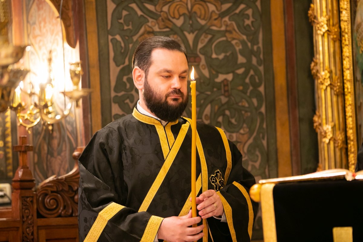 „Denia celor 12 Evanghelii” la Catedrala Patriarhală 250394