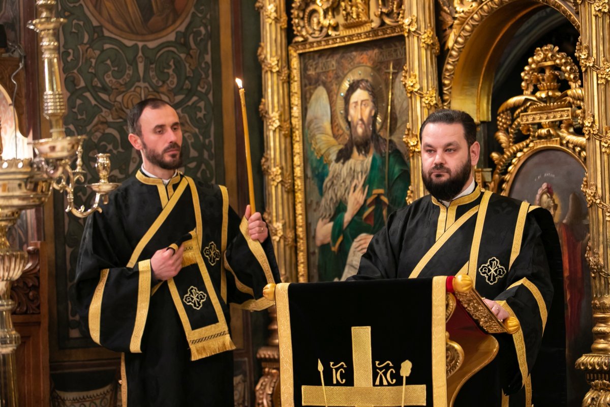 „Denia celor 12 Evanghelii” la Catedrala Patriarhală 250399
