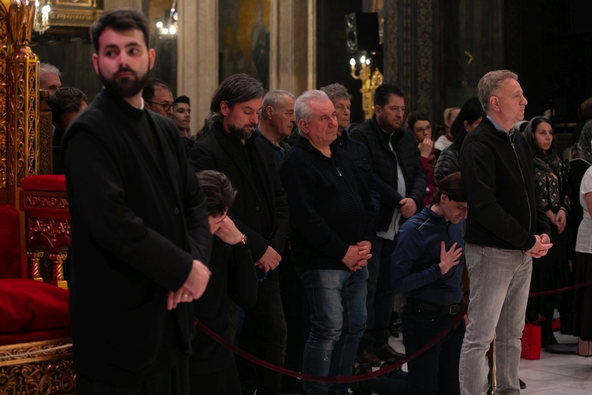 „Denia celor 12 Evanghelii” la Catedrala Patriarhală 250408