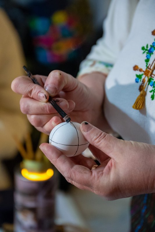 Tradiții pascale în lumea satului 250148