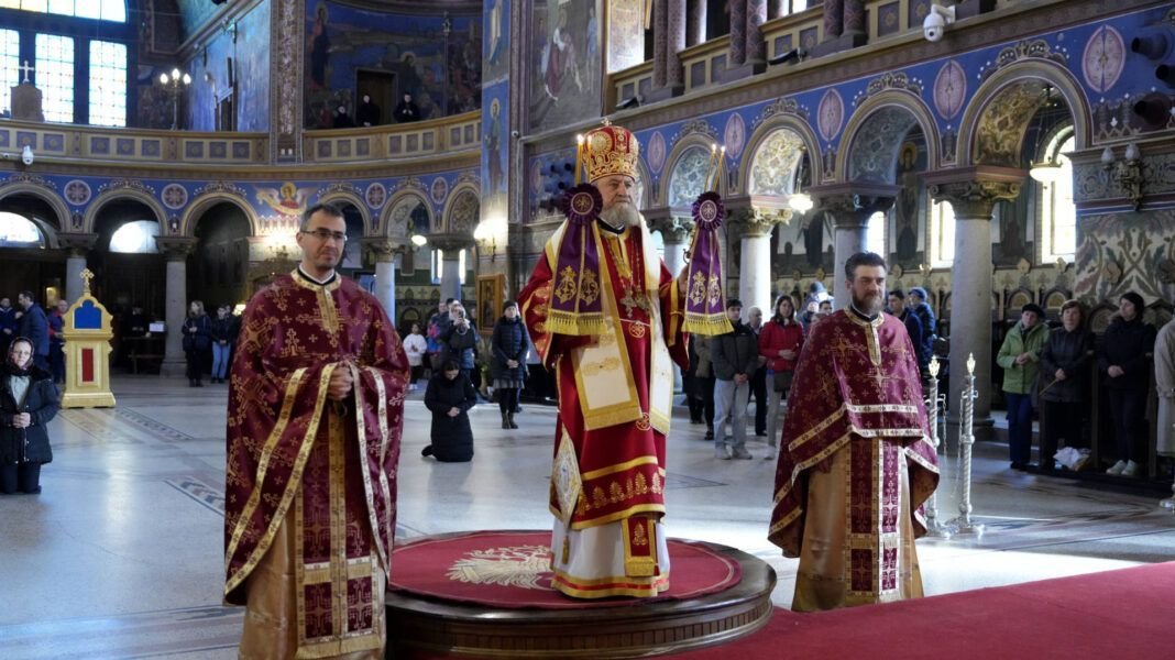 Sibienii s-au rugat în Joia Mare la Catedrala Mitropolitană 250462
