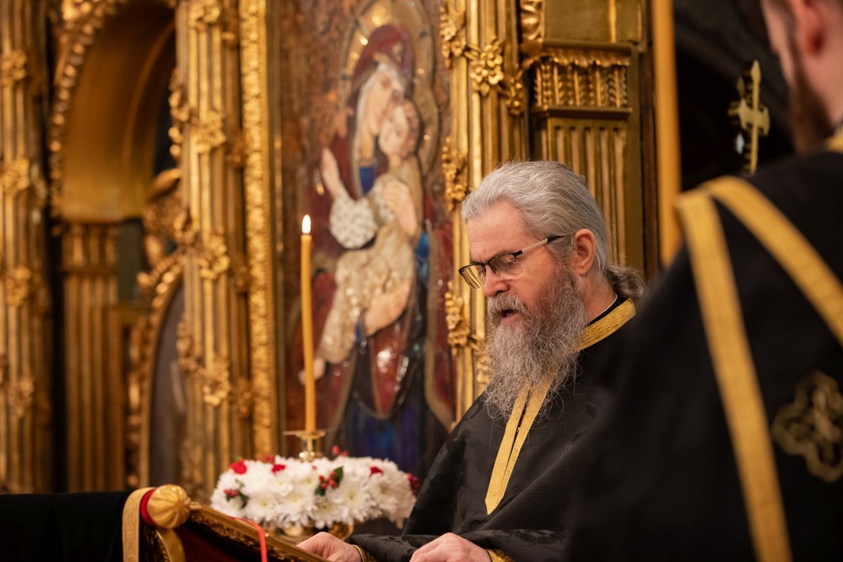 Vecernia scoaterii Sfântului Epitaf la Catedrala Patriarhală 250426