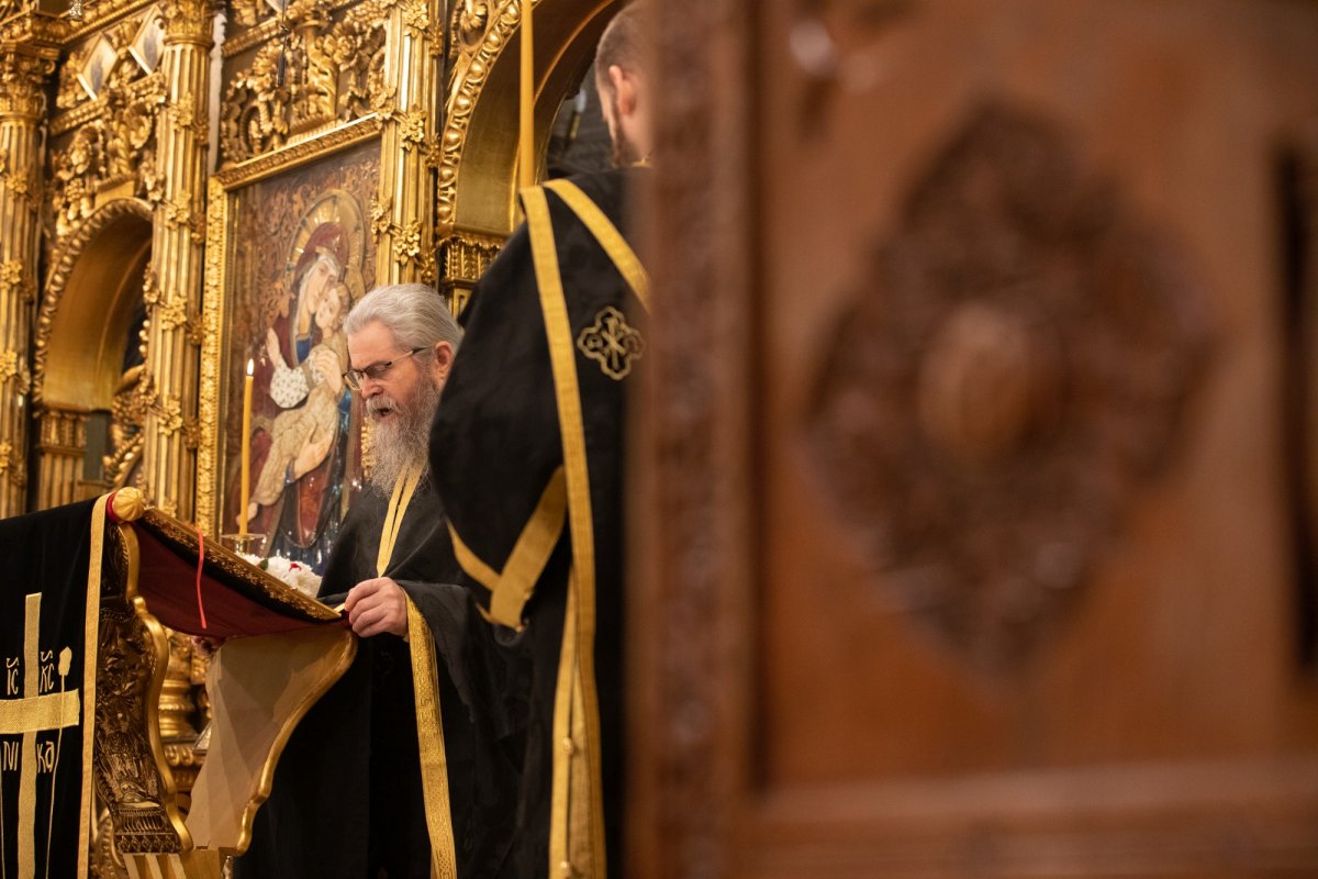 Vecernia scoaterii Sfântului Epitaf la Catedrala Patriarhală 250427