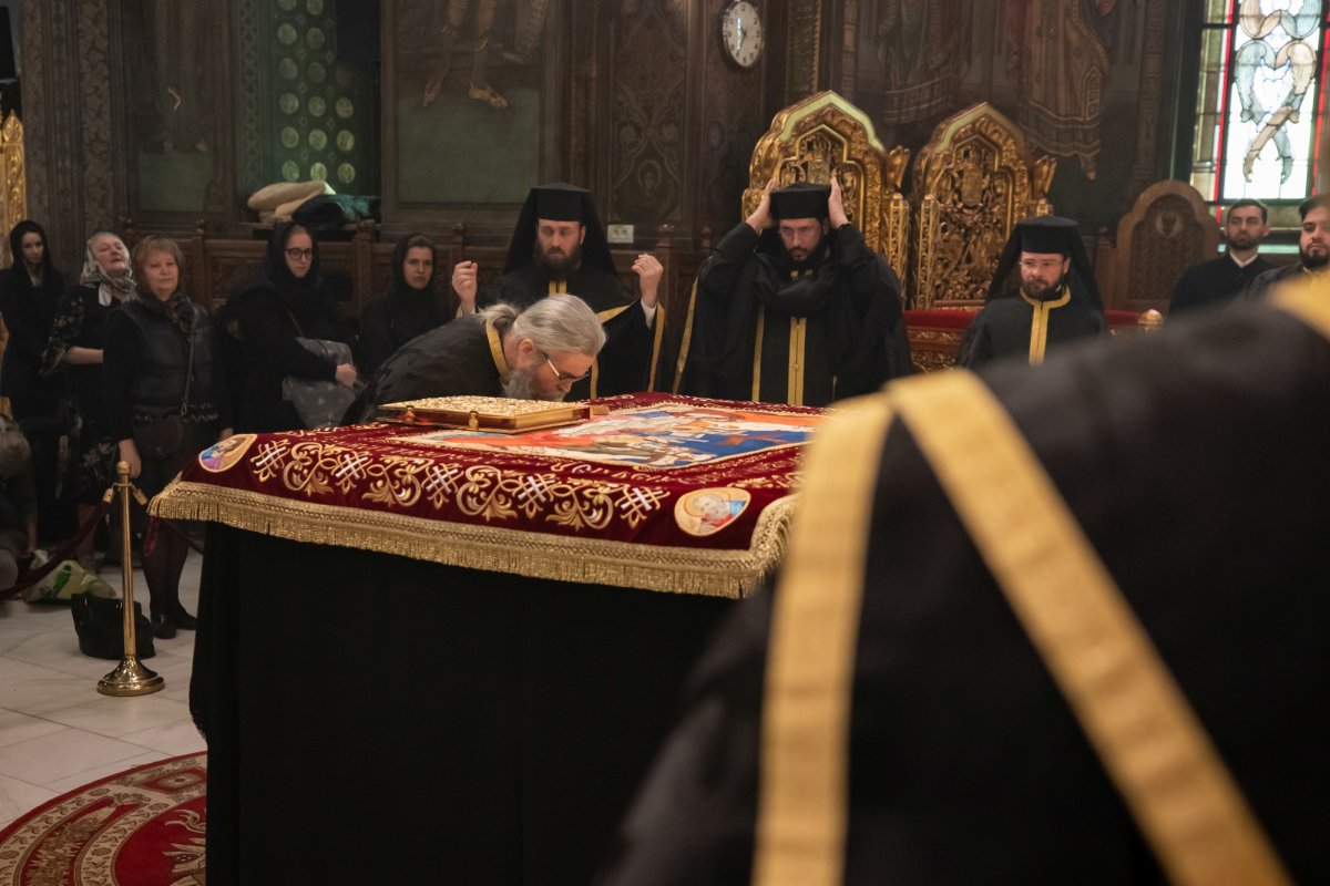 Vecernia scoaterii Sfântului Epitaf la Catedrala Patriarhală 250441