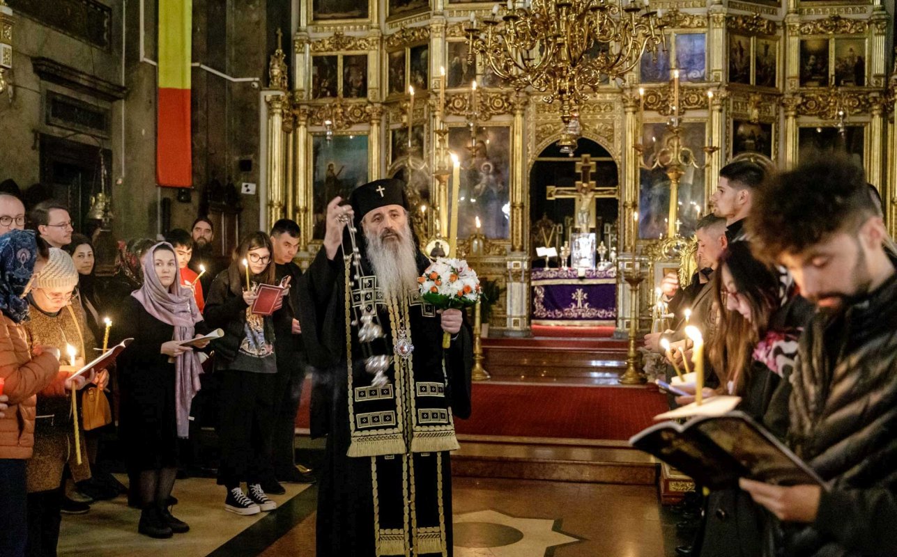 Denia Prohodului Domnului Hristos, la Catedrala Mitropolitană din Iași 250543