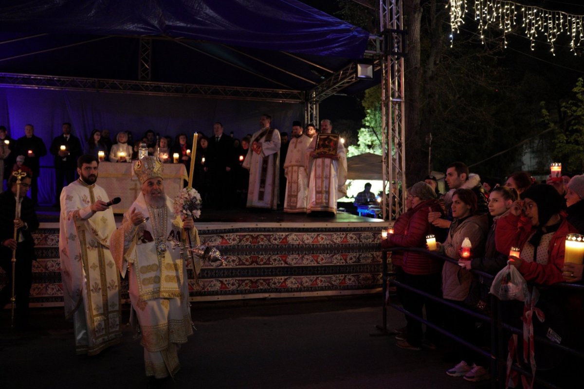 Slujba Învierii Domnului la Catedrala Arhiepiscopală din Galaţi 250697