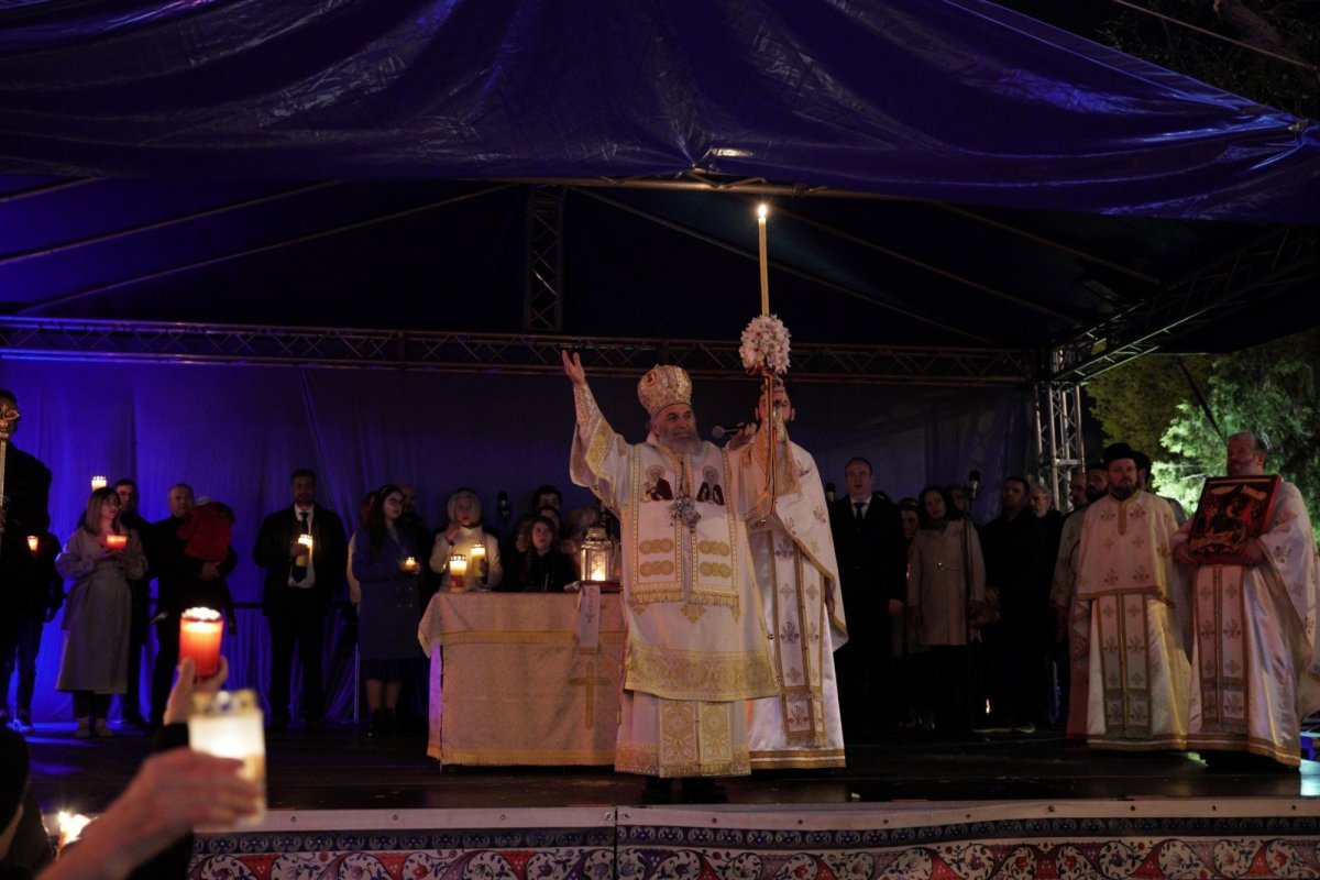 Slujba Învierii Domnului la Catedrala Arhiepiscopală din Galaţi 250703