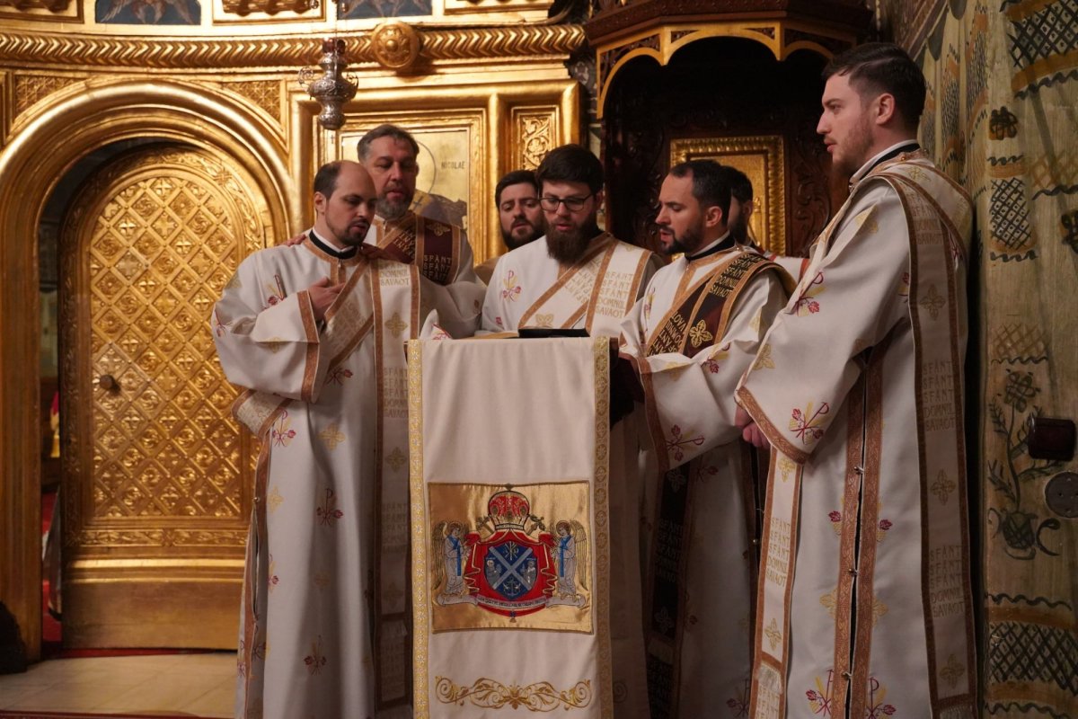 Slujba Învierii Domnului la Catedrala Arhiepiscopală din Galaţi 250704
