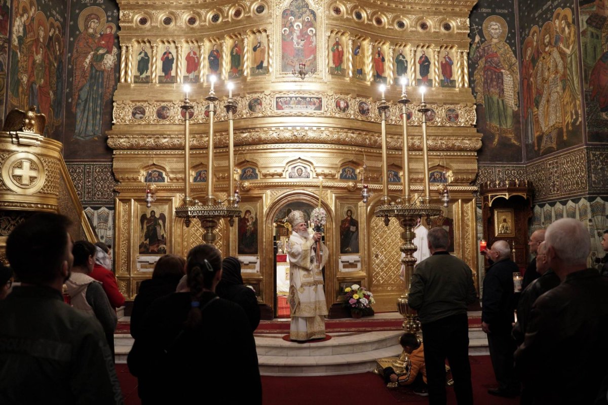 Slujba Învierii Domnului la Catedrala Arhiepiscopală din Galaţi 250706