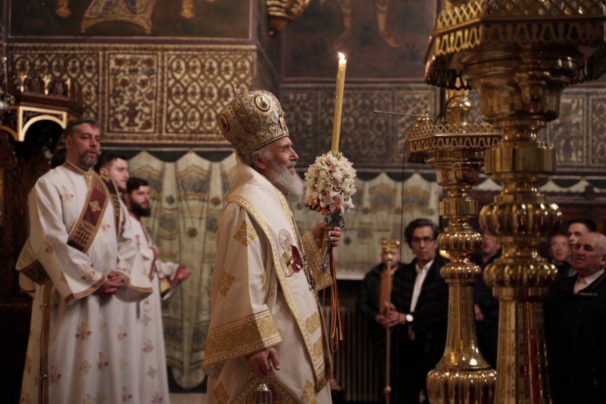 Slujba Învierii Domnului la Catedrala Arhiepiscopală din Galaţi 250707