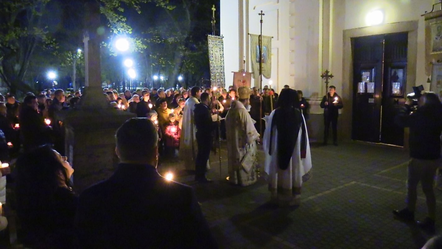 Praznicul Învierii Domnului la Catedrala Episcopală din Giula, Ungaria 251018