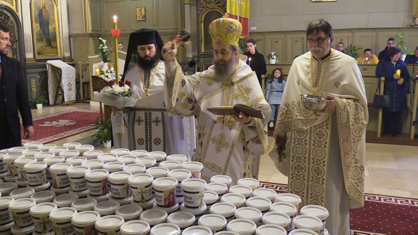 Praznicul Învierii Domnului la Catedrala Episcopală din Giula, Ungaria 251022