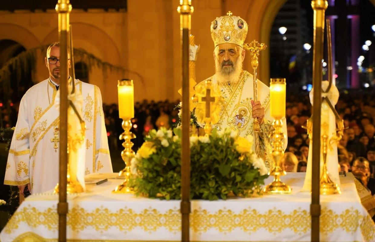 Praznicul Învierii Domnului la Catedrala Reîntregirii din Alba Iulia 250999