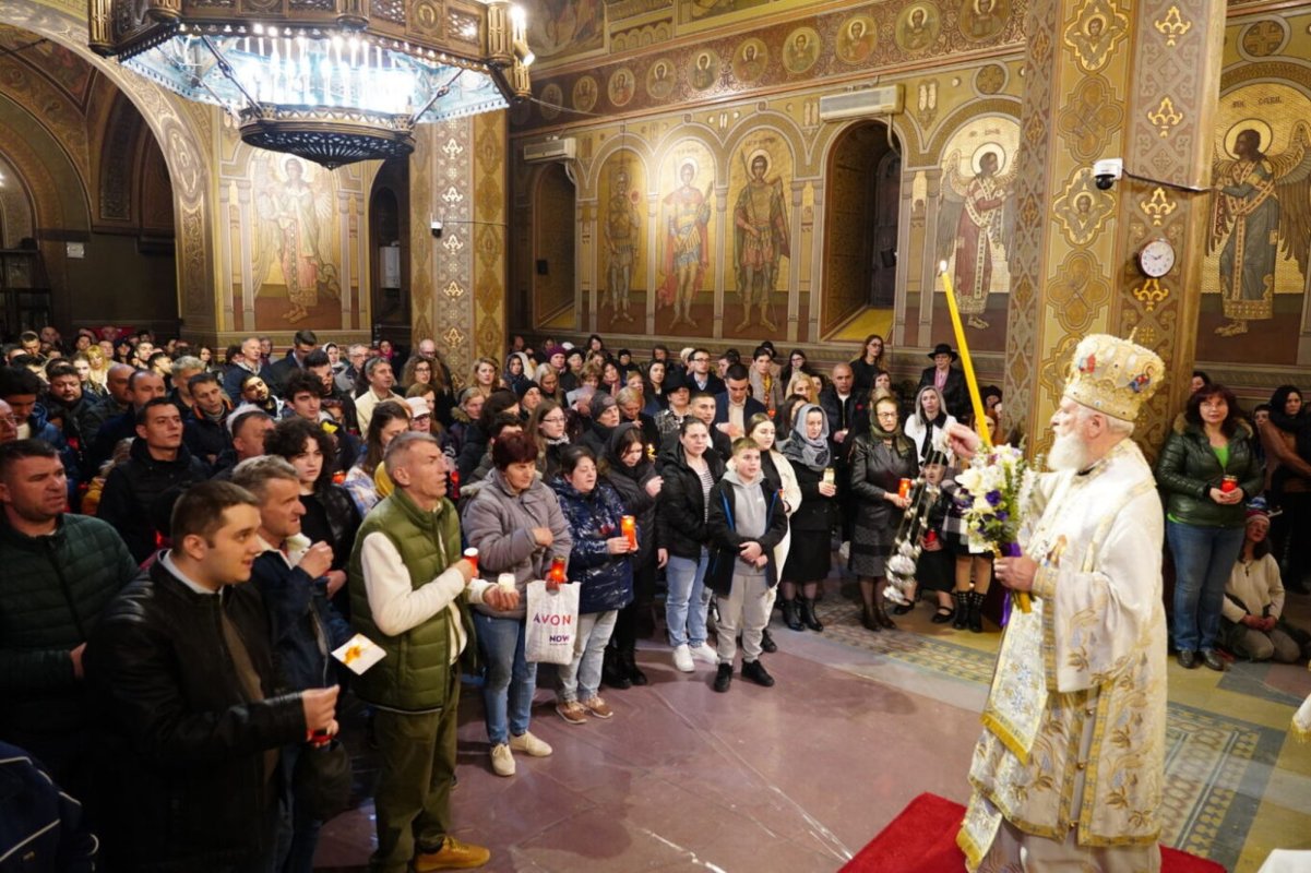 Sărbătoarea Învierii Domnului la Târgoviște 251045