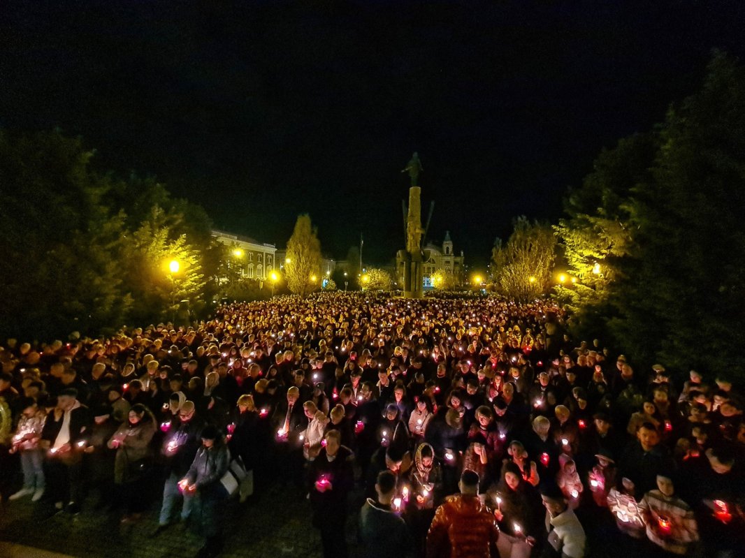 Slujba de Înviere la Catedrala Mitropolitană din Cluj‑Napoca 250985
