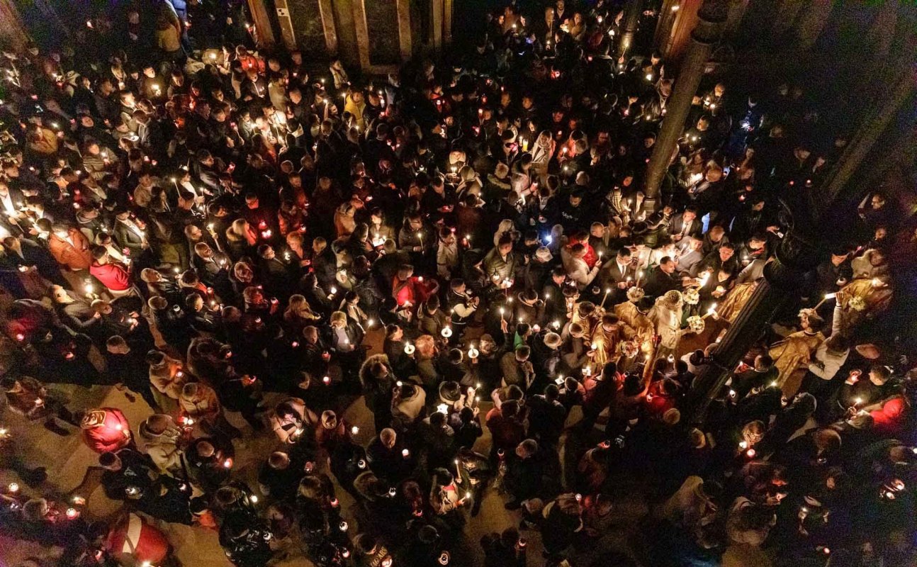 Slujirea Mitropolitului Moldovei și Bucovinei de sărbătoarea Învierii 251079