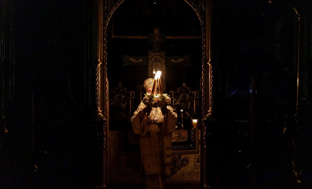 Slujirea Mitropolitului Moldovei și Bucovinei de sărbătoarea Învierii 251085