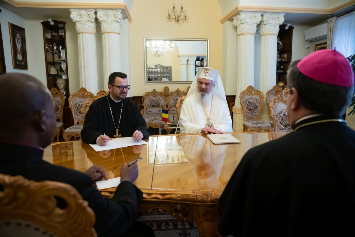 Vizită de rămas-bun a nunțiului apostolic  în România la Reședința Patriarhală 251062