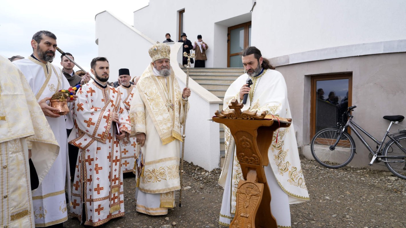 Noua biserică din Hărman, județul Brașov, a fost târnosită 251510