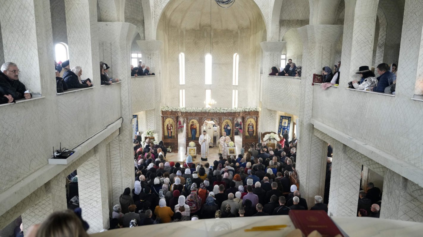 Noua biserică din Hărman, județul Brașov, a fost târnosită 251516