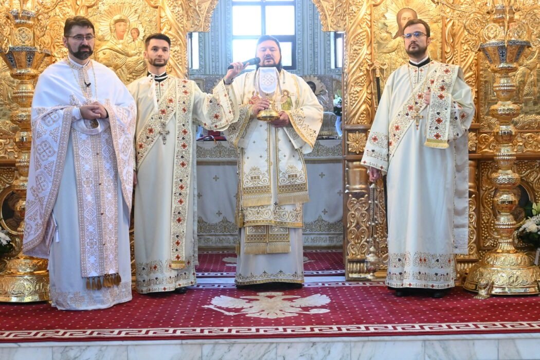 „Să împlinim poruncile lui Dumnezeu, ferindu-ne de păcat” 251598