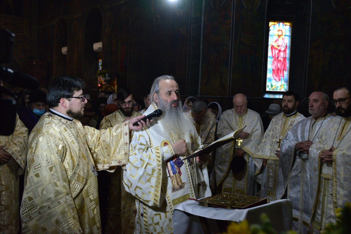 Altarul Bisericii „Sfântul Nicolae” din Copou a fost sfințit 251733