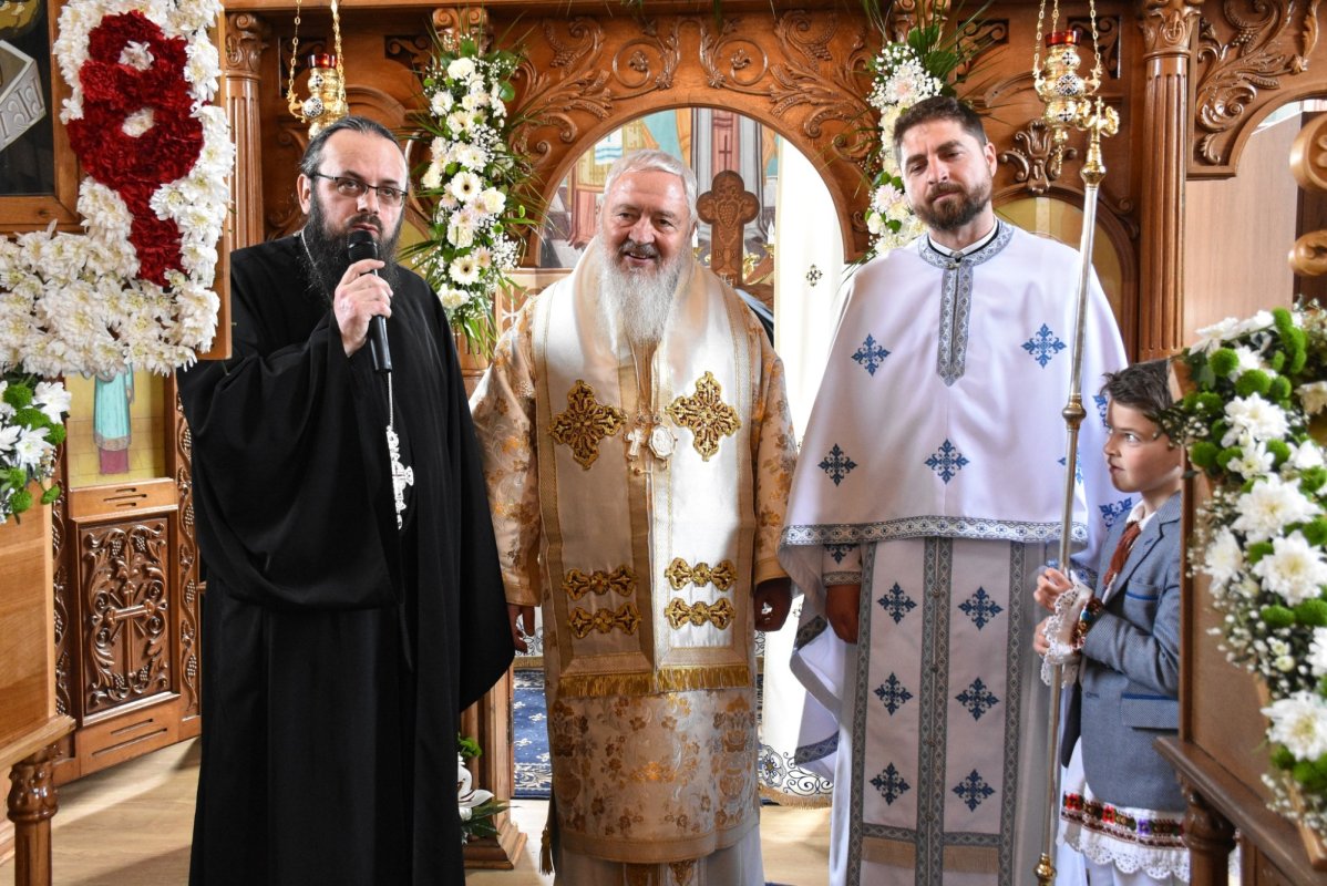 Binecuvântare arhierească pentru bistriţeni 251662
