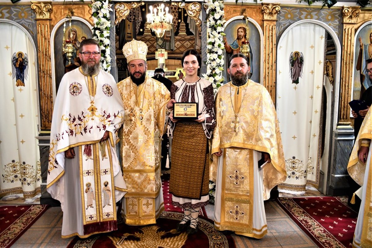 „Paştele tinerilor” în Episcopia Caransebeşului 251724