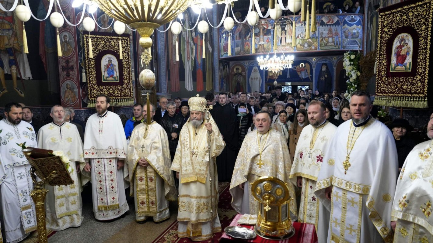 Târnosire şi binecuvântări arhiereşti în județul Brașov 251673