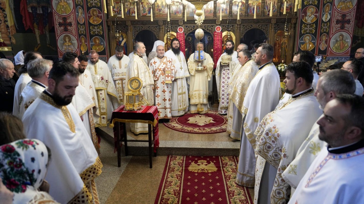 Târnosire şi binecuvântări arhiereşti în județul Brașov 251677