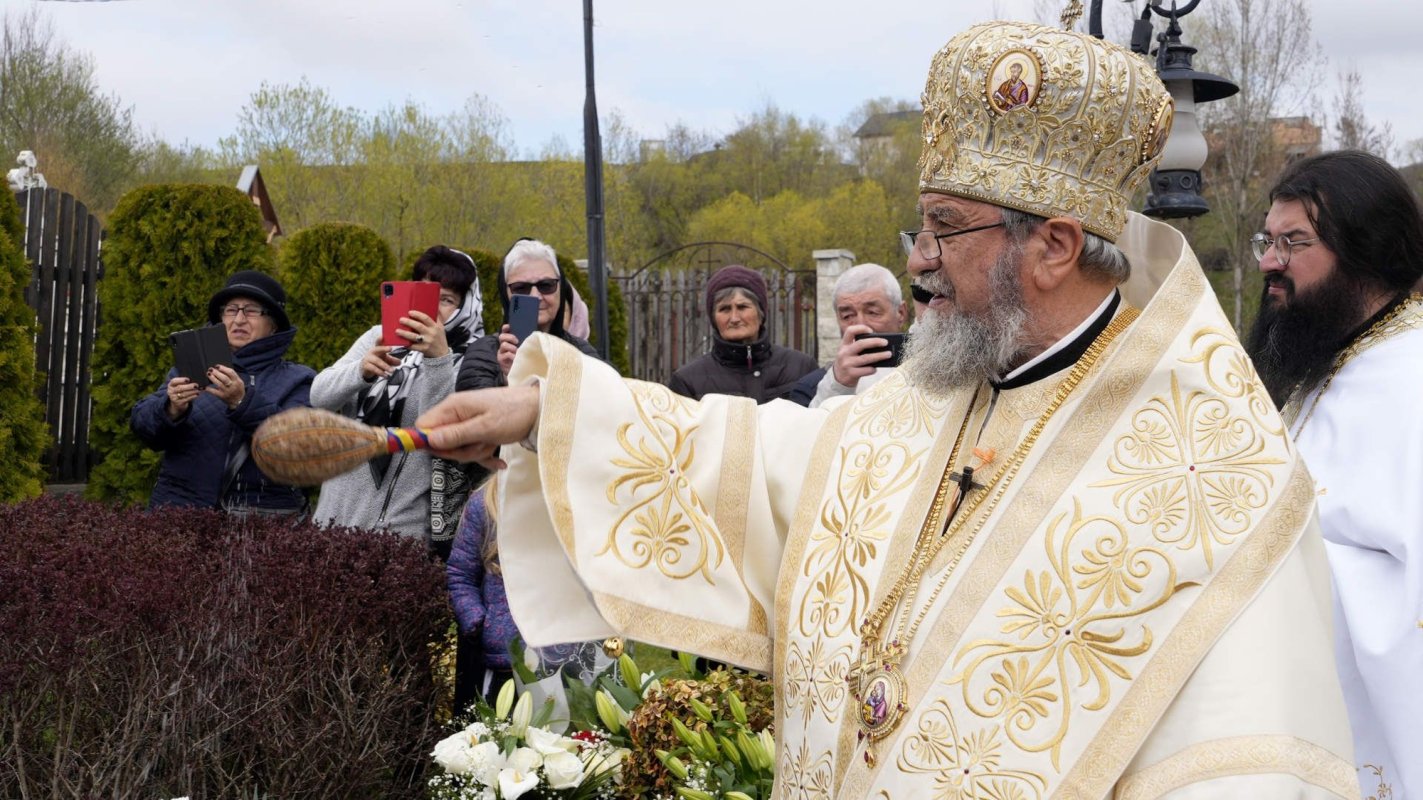 Târnosire şi binecuvântări arhiereşti în județul Brașov 251685