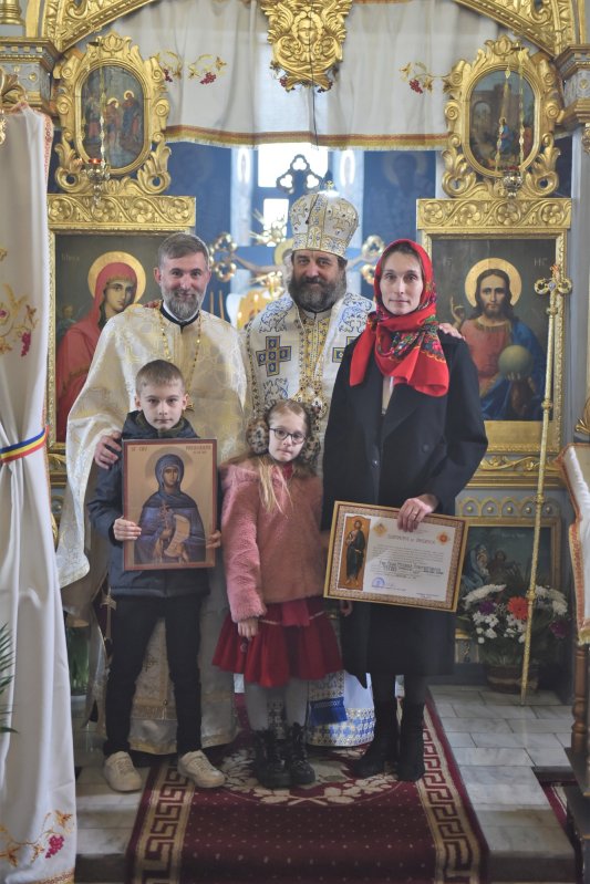 Binecuvântări pentru credincioșii din localitatea Coarnele Caprei 251913