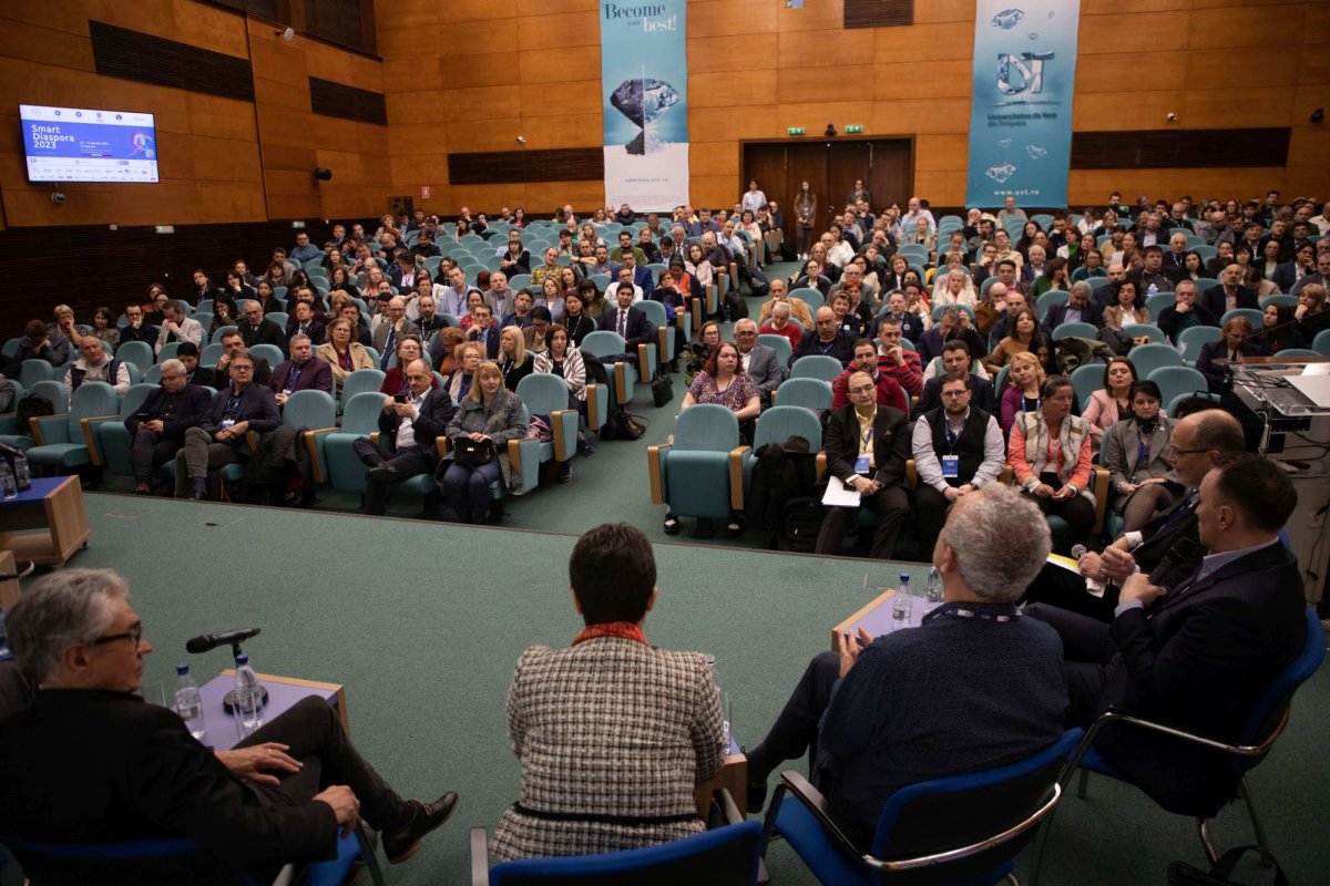 Legături mai strânse cu cercetătorii și profesorii din diasporă 251750